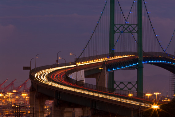 how to take light trail photos