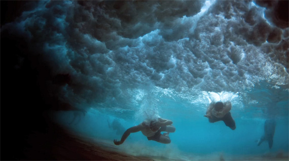 wave photography underwater