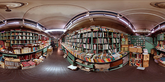 "La caverne aux livres" captured by Alexandre Duret-Lutz on Flickr. 