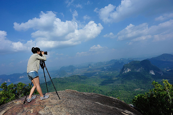 Top 10 Tips for Taking Stock Imagery with People