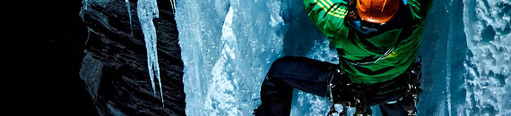 The Challenges of Lighting for Night Ice Climbing Photography