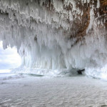 Interesting Photo of the Day: Beautiful Ice Cave on Lake Superior