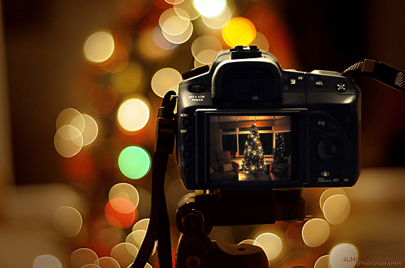 shooting christmas lights with tripod