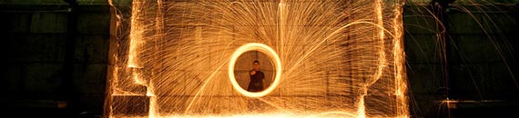 What Does Steel Wool Light Painting Look Like in Slow Motion?