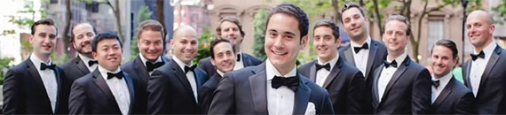 4 Tips for Posing the Groom in Wedding Photos