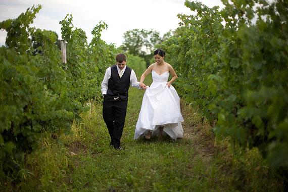 tips for photographing camera shy wedding couples