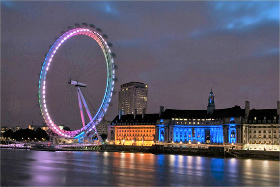 london eye at night