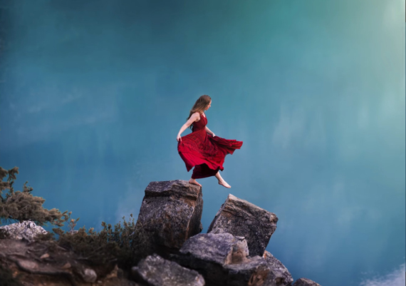 Lizzy Gadd self portrait on rocks