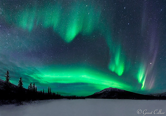 photographing northern lights alaska